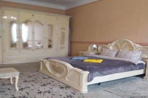Istorichniy Tsentr Z Vidom Na Sofiyivskiy Sobor Svitlo ie Apartments, Kiev