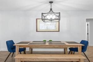 Crafty on Hoyt- Renovated Craftsman 15 mins from Downtown Guest house, Chattanooga