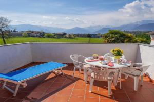 Vela Ferienwohnung mit Dachterrasse Apartments, Colico