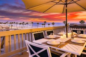 Pier View Retreat - Beachfront beauty with ocean views, private balconies, pool/hot tub, & WiFi Guest house, Oceanside
