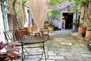 La Corte del Governo 565 Mini-hotel, Lezzeno