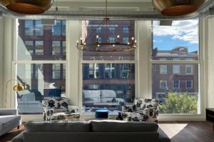 Gold Suite by Hollyhock- Executive-Level Living Apartments, Louisville