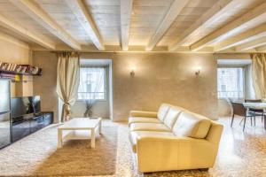 ApartmentsArena - Suite Mercatorum - Piazza Erbe, Verona
