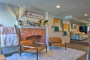Central and Trendy Townhome Pets OK! Guest house, Baltimore