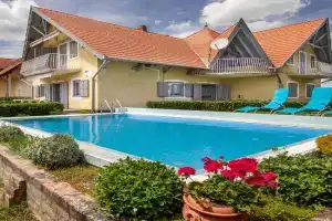 Familia apartman 100/2, Balatonmariafurdo
