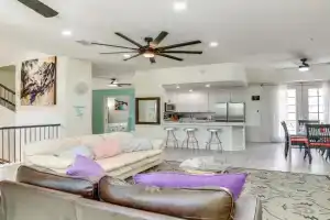 Clearwater Beach Hideaway Walkable Location! Guest house, Clearwater Beach