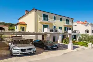 Andrian Apartment - Charme Holidays, Supetar