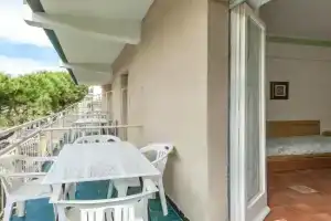 Nice Apartment In With Wifi, Cattolica