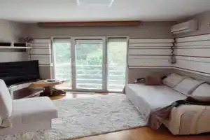 Apartman Lux Sneznik, Vrnyachka Banya