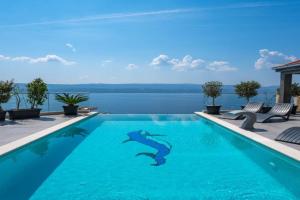 Luxury Villa POCRNJA -heated pool, sauna, jacuzzi, pool table, Tice