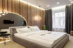 Royal apartament on Voloshyna 2, Lvov