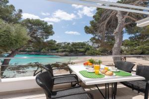 Apartamento en primera linea de la playa en Cala Dor, Cala d'Or