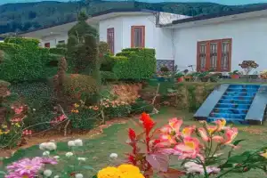 Elegant Holiday Home, Nuwara Eliya