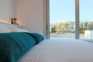 Phaedrus Living - Seaside Deluxe Flat Harbour 107 Apartments, Paphos