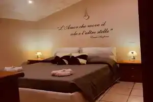 La Candida Rosa L T Apartments, Anagni