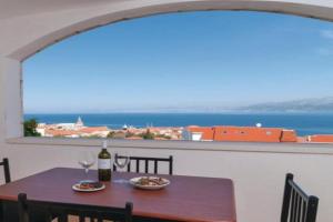 apartmani Tanja, Postira