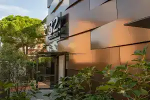 GRANDI 32 Boutique Residence Apart-hotel, Segrate
