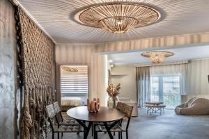 Macrame Luxury Suites, Trikala