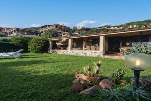 Villa Monica, Monte Nai
