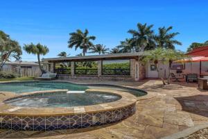 Alfresco Beach Getaway Guest house, Pompano Beach