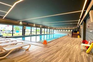 Apartment Superior Baltic with Terrace - FREE Pool, Saunas, Jacuzzi, Fitness, Salzgrotte, Kolobrzeg
