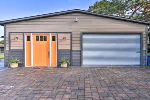 4 Mi to JAX! Quiet, Pet-Friendly Northside Studio, Jacksonville