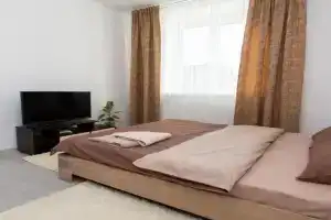 Tsentr. Hmelnitskogo 6a. 2 kimnati. Apartments, Ternopil