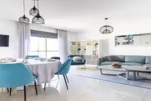 Luxury 4 Bedroom With Amazing View In Ramat Sharet Bayt Vegan, Jerusalem