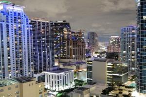 1Bd Apt with Free Parking and Amazing View Apartments, Miami
