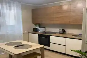 po vulitsi Naberezhna Apartments, Vyshhorod