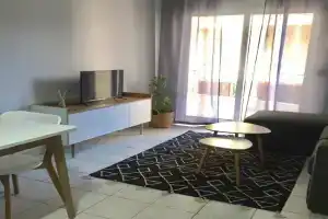 Nikoletta's Home 2 Apartments, Komotini