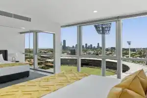 Executive 2-Bed with Stadium View, Great Amenities Apartments, Brisbane