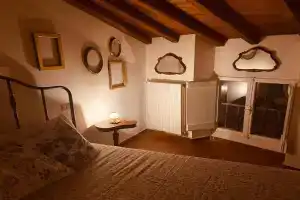 Appartamento con cortile privato e splendida vista Apartments, Viterbo