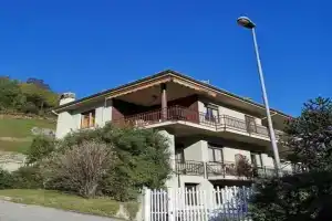Bluelake Apartment 3, Omegna
