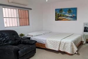Cozy Studios-Private Entrance- HS Internet-AC-Hot Water-Backup Generator-near the Beach, Puerto Plata