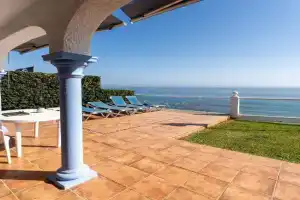 11 House in front of the sea, Fuengirola