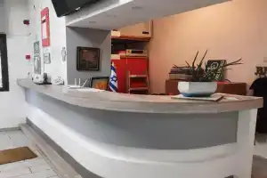 Superior Motel, Haifa