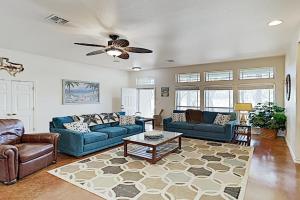 Life is Better By the Shore Guest house, Rockport