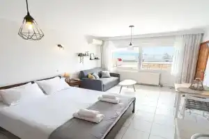 Ionian Blue Studio, Preveza