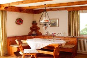 Gästehaus Lickert Ferienwohnung Süd Feldberg Apartments, Hinterzarten