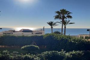 1ste line sunset beach apartment, Fuengirola