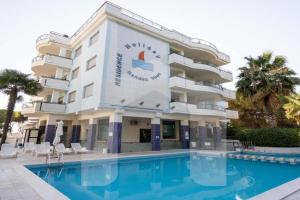 Homiday - Holiday Rendez Vous 2 Apartments, Pineto