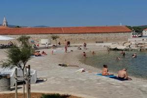 JELSA center-Sea view apartment near the beach - B2, Jelsa