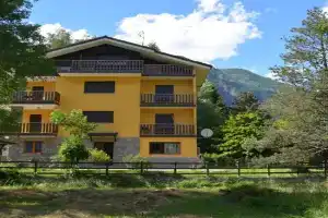 Casa vacanza Roberto R1, Antey-Saint-Andre