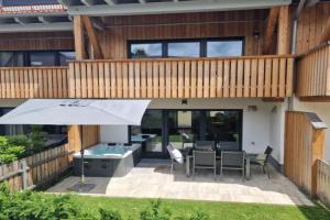 Berger mit eigenen Whirlpool im Garten Guest house, Garmisch-Partenkirchen