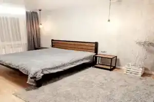 Apartamenty ulitsa Vladimira Byzova, Krivoy Rog