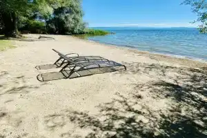Ferien-Apartment Irisblüte - mit priv Strandzugang, Friedrichshafen