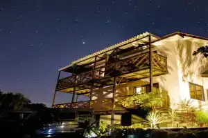 美ら海水族館まで車4分の一棟貸ヴィラちゅらジャングルリゾート Guest house, Motobu