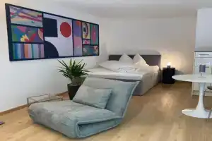 Furnished studio with garden Seefeld close to lake, Zurich
