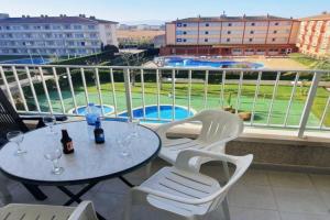 Blaumar A33 Vista Piscina Apartments, L'Estartit